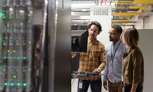 Miksi minun pitäisi kiinnostua kyberturvallisuudesta ja NIS2-direktiivistä?